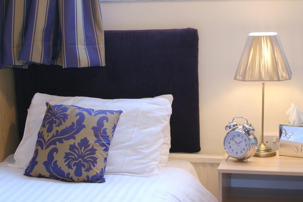 Adelphi Guest House Southport Room photo