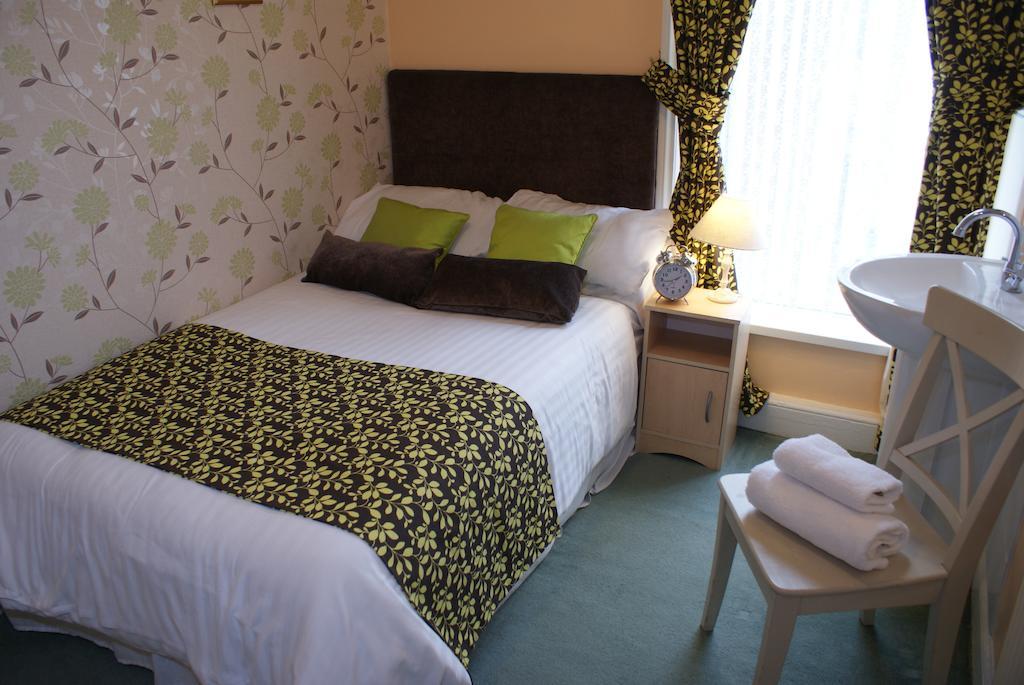 Adelphi Guest House Southport Room photo